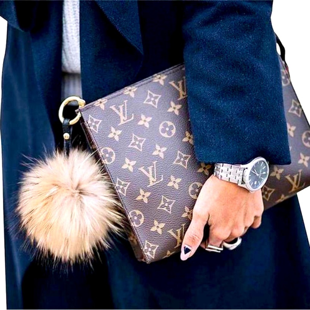 LOUIS VUITTON MONOGRAM TOILETRY 26 POUCH CLUTCH
